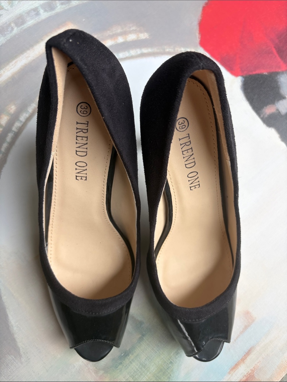 Black Peep-Toe Women's Pumps